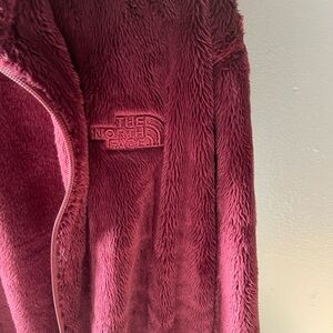 Women’s size three x, maroon soft north face coat